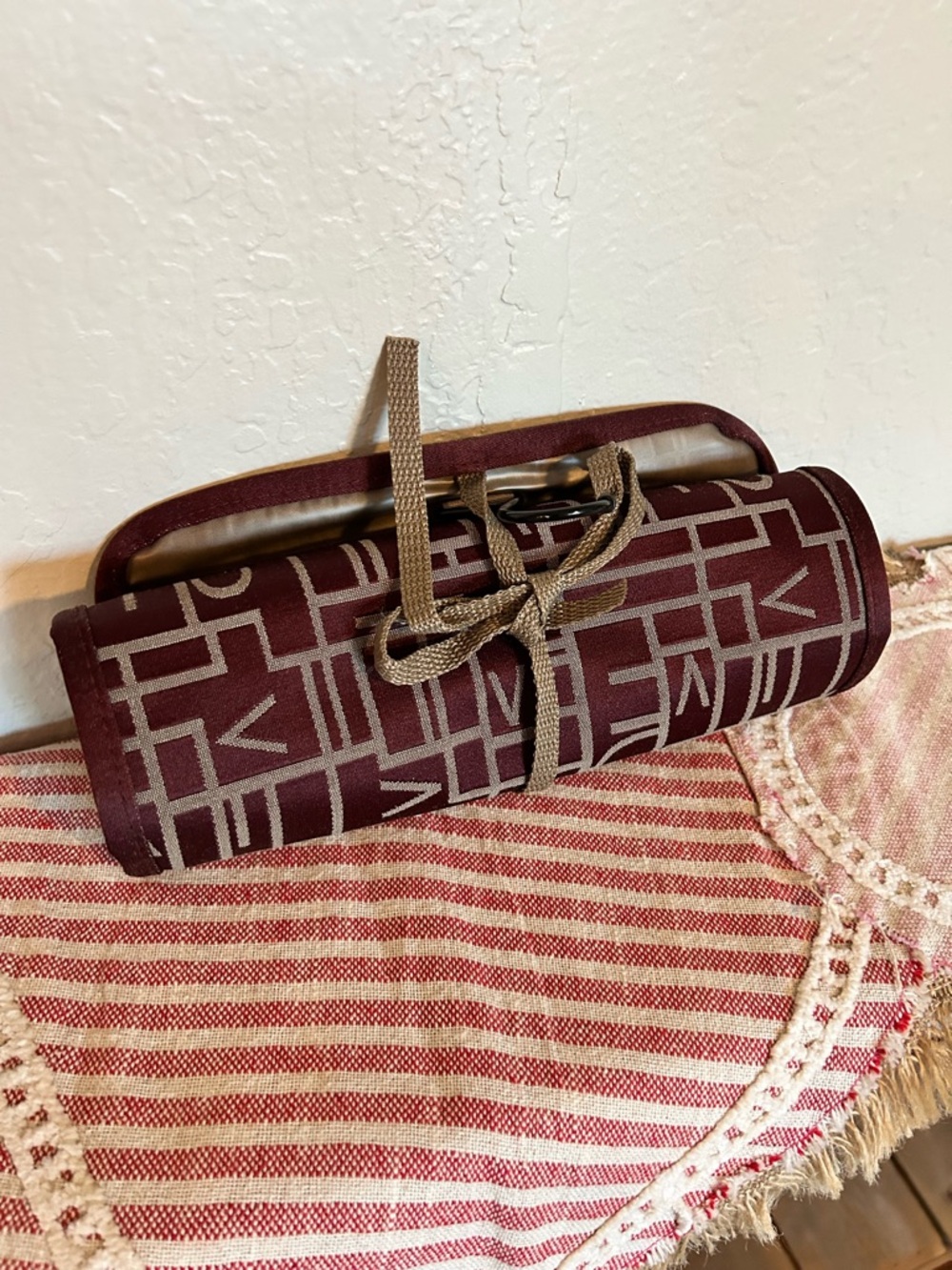 EUC Vintage vintage Diane von Furstenberg (DVF) travel bag or roll-up case